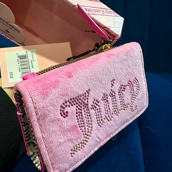 Juicy Couture Pink Women's wallet trifold NWT - Picture 4 of 4